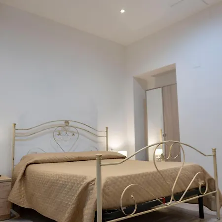 Tolomeo - 1 - Vicino Pizzo Tropea Apartman